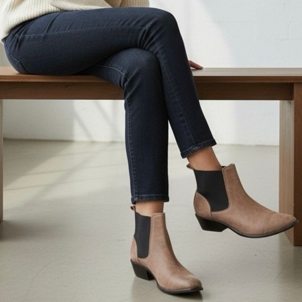 Dolce Vita Taupe Leather Chelsea Ankle Boots Western Block Heel Size 7